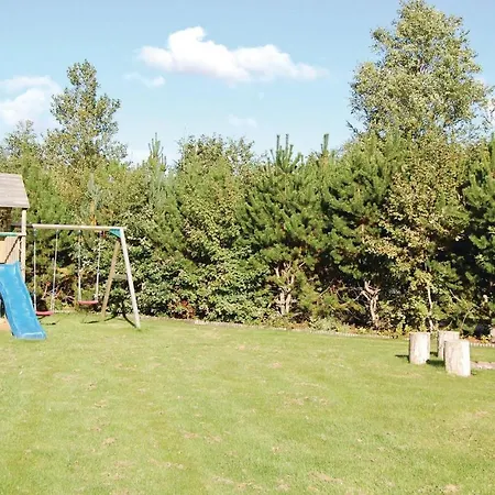 3 Bedroom Amazing In Oksbøl